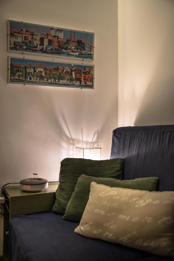 Mansardina - 1 Min From Accademia - Duplex Stylish And Cosy Apartament Wenecja