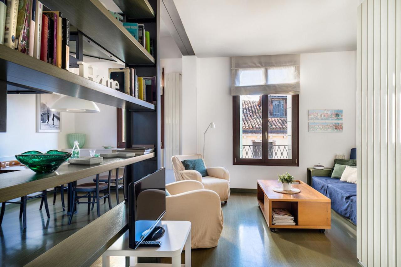 Mansardina - 1 Min From Accademia - Duplex Stylish And Cosy Venice