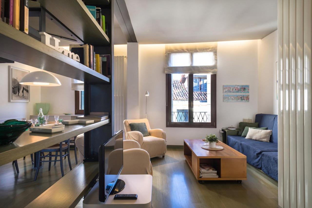 Mansardina - 1 Min From Accademia - Duplex Stylish And Cosy Venice