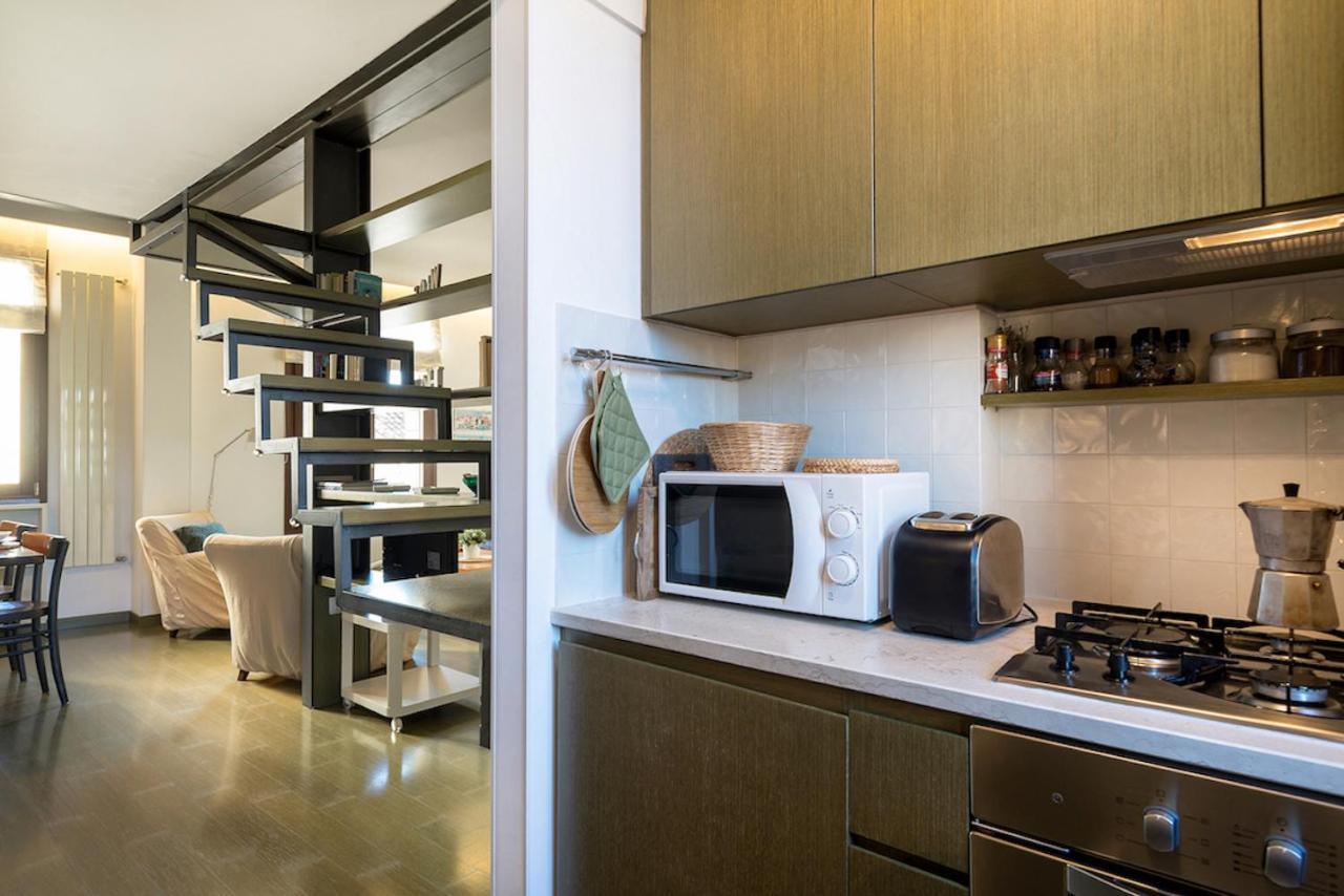 Mansardina - 1 Min From Accademia - Duplex Stylish And Cosy Venice