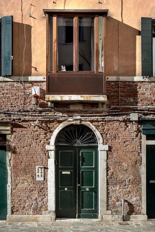 Apartment Mansardina - 1 Min From Accademia - Duplex Stylish And Cosy Venice